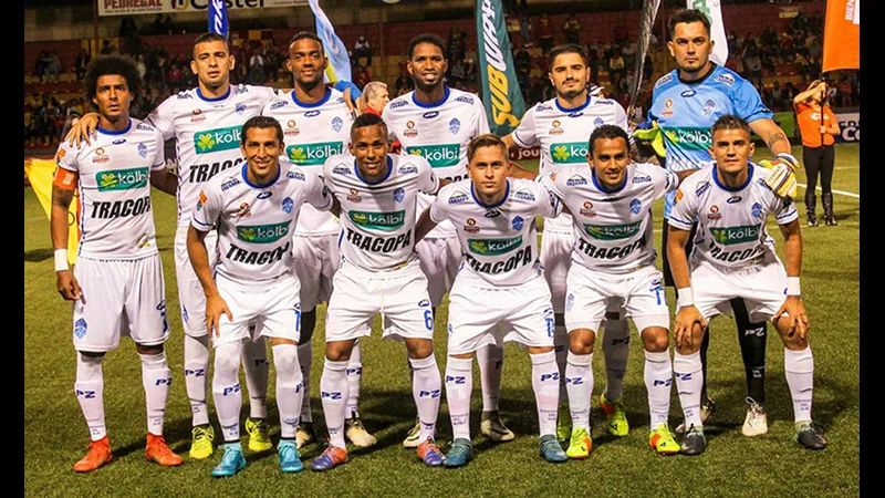 Cầu thủ Zeledon tấn công mạnh mẽ trước Sporting FC Cầu thủ Zeledon tấn công mạnh mẽ trước Sporting FC
